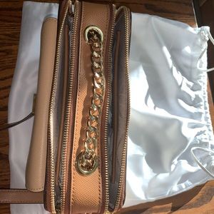 Michael Kors Crossbody Purse